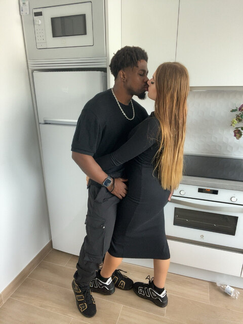 Vista previa del contenido privado de 20% en OnlyFans: fotos