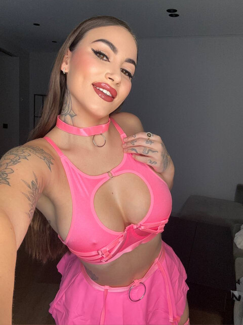 Vista previa del contenido privado de 80% en OnlyFans: fotos