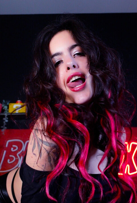 Vista previa del contenido privado de RED JINX en OnlyFans: fotos