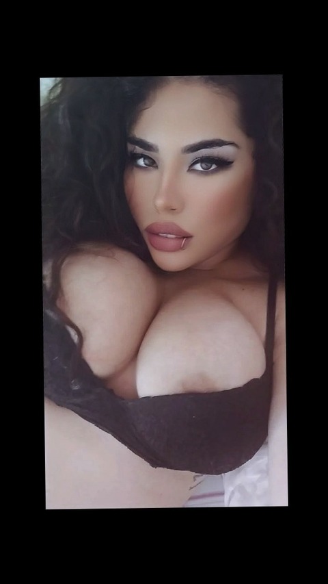 Vista previa del contenido privado de gitanadefuego en OnlyFans: fotos